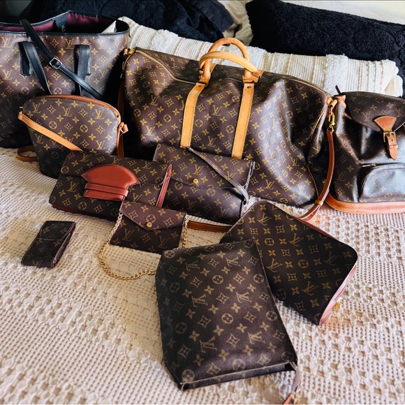 Happy monogram Monday - available inventory - Picture 1 of 1